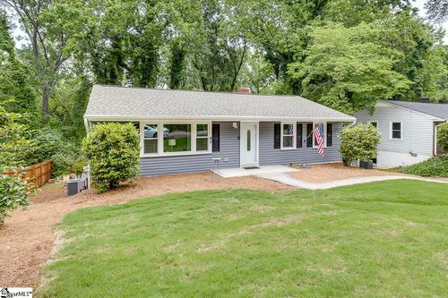 40 Kirkwood Ln, Greenville, SC, 29607-1113 | Card Image