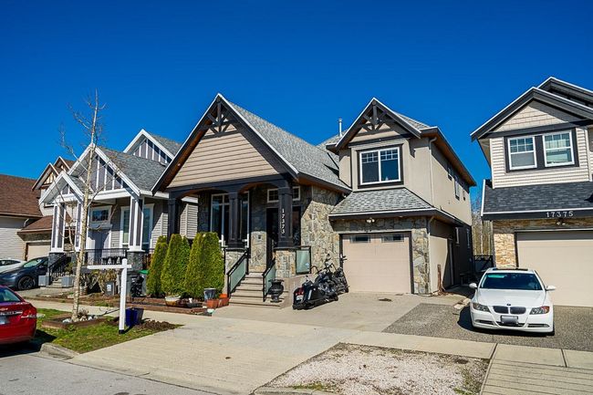 17373 64 A Avenue, House other with 7 bedrooms, 4 bathrooms and 3 parking in Surrey BC | Image 2