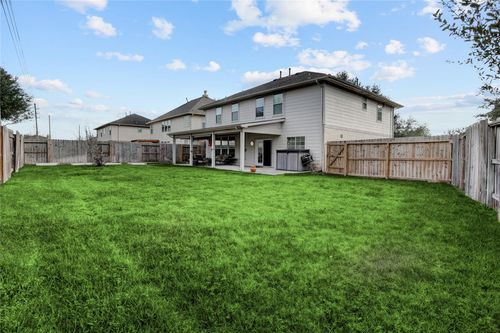 2507 Willow Springs Ln, Sugar Land, TX, 77479-8848 | Card Image