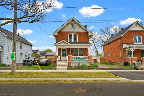 28 Norwich St, Brantford, ON, N3T2B9 | Card Image