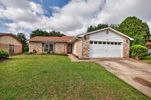 7333 Misty Meadow Dr S, Fort Worth, TX, 76133-7118 | Card Image
