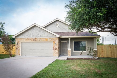 100 Bell Meadows Dr, Hutto, TX, 78634-3077 | Card Image