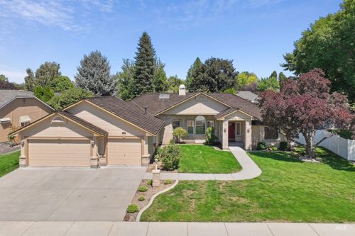 1050 E Dominica Dr, Meridian, ID, 83642-6668 | Card Image