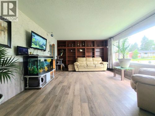 1385 Milburn Ave, Prince George, BC, V2L4E9 | Card Image