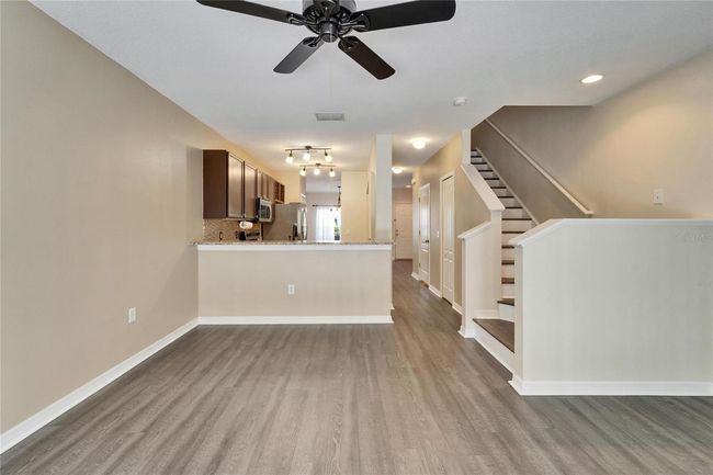 15787 Fishhawk Falls Dr, Townhouse with 2 bedrooms, 3 bathrooms and null parking in Lithia FL | Image 10