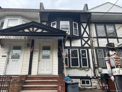 8940 88th St, Woodhaven, NY, 11421-2529 | Card Image