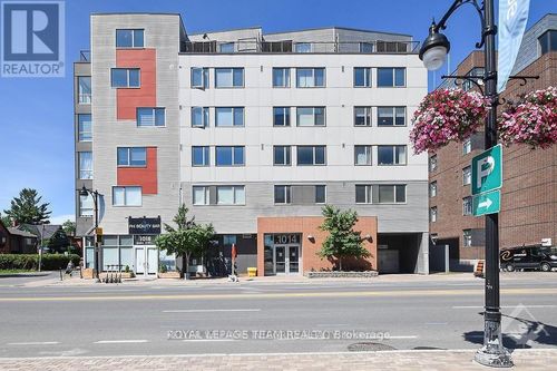 1014 Bank St, Ottawa, ON, K1S3W8 | Card Image