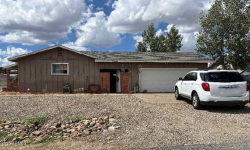 3400 N Constance Dr, Prescott Valley, AZ, 86314-8305 | Card Image