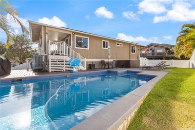 Pool and hot tub. Huge storage under the house. | Image 1