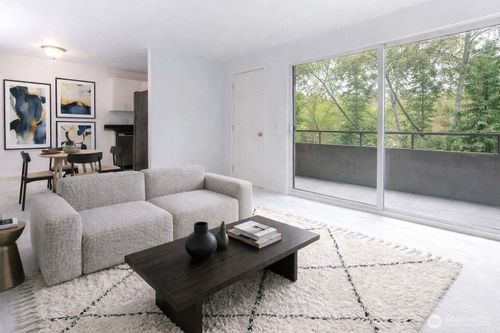 unit-307-2100 N 106th St, Seattle, WA, 98133-9521 | Card Image