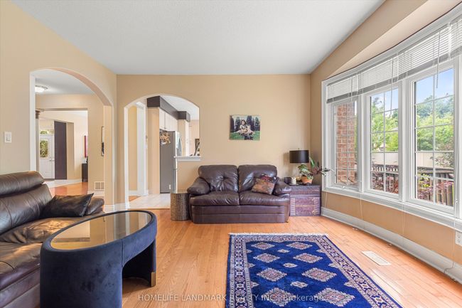 3 Xavier Crt, House other with 7 bedrooms, 5 bathrooms and 4 parking in Brampton ON | Image 13
