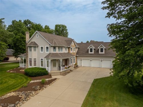 1015 Cambridge Ct Ne, Warren, OH, 44484-3975 | Card Image