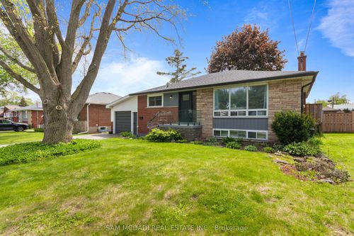 1250 Dunbar Rd, Burlington, ON, L7P2J9 | Card Image