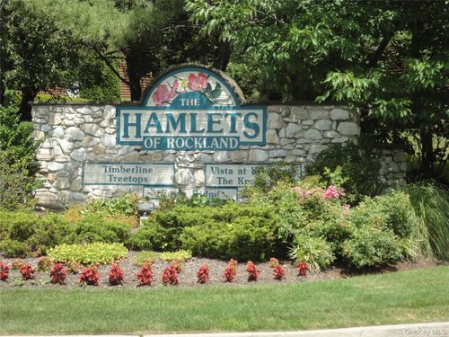13 Yorkshire Ct, Nanuet, NY, 10954-3853 | Card Image
