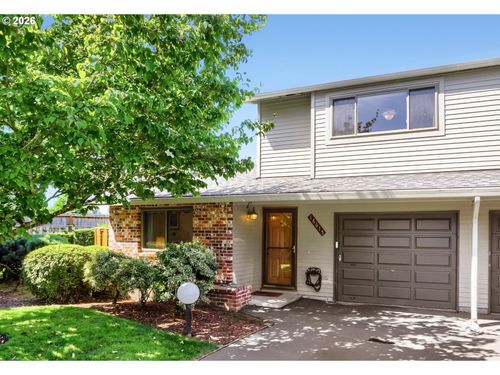 16615 Ne Halsey St, Portland, OR, 97230-5609 | Card Image