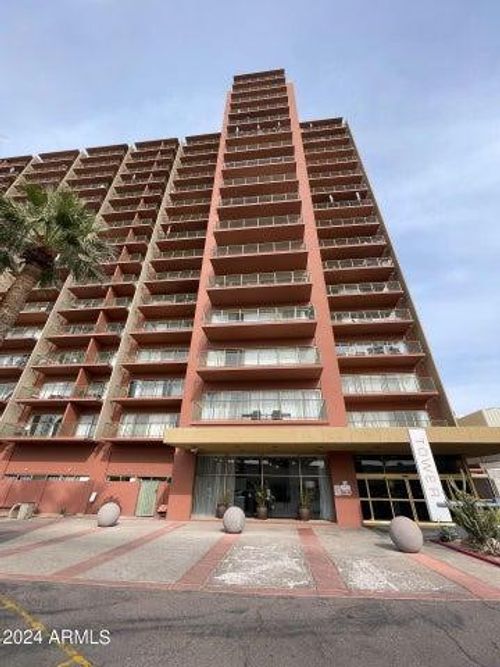4s-4750 N Central Ave, Phoenix, AZ, 85012-1732 | Card Image