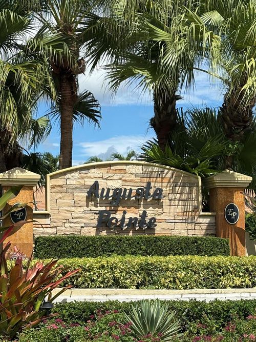 927 Augusta Pointe Dr, Palm Beach Gardens, FL, 33418-8503 | Card Image