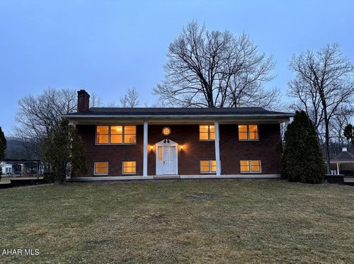 110 Claar Dr, Duncansville, PA, 16635-4525 | Card Image