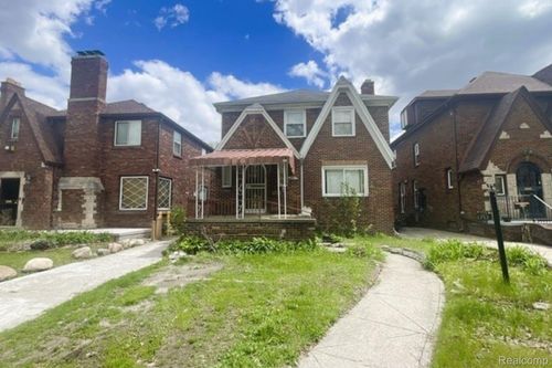 17530 Santa Barbara Dr, Detroit, MI, 48221-2529 | Card Image