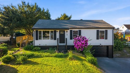 9 San Juan Dr, Bristol, RI, 02809 | Card Image