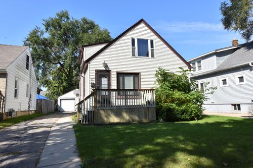 437 S 71st St, Milwaukee, WI, 53214-1634 | Card Image