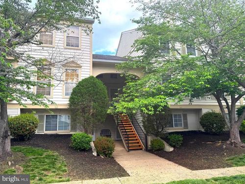 apt-204-8141 Bayonet Way, MANASSAS, VA, 20109-7805 | Card Image