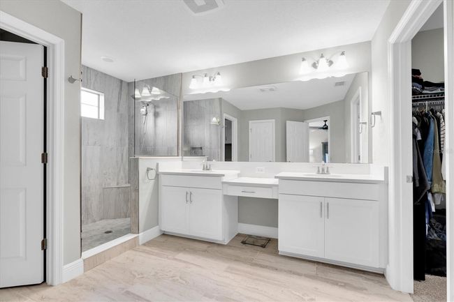 4056 Burdick Loop, House other with 6 bedrooms, 4 bathrooms and null parking in ODESSA FL | Image 15