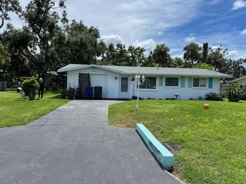 3024 Williamsburg St, SARASOTA, FL, 34231-7254 | Card Image