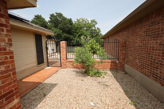 710 Penhurst Ct, House other with 3 bedrooms, 2 bathrooms and 2 parking in San Angelo TX | Image 5