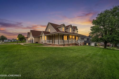 4924 Woods Xing, Jefferson City, MO, 65109-6225 | Card Image