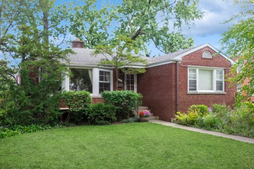 1726 Dobson St, Evanston, IL, 60202-3724 | Card Image