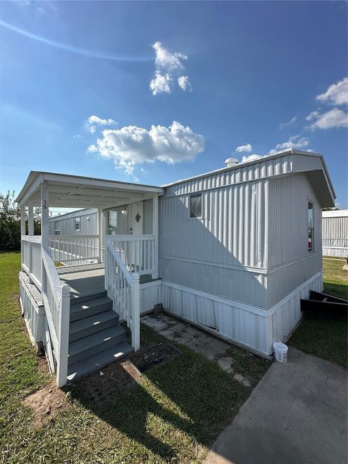 trlr-15-2021 N Battlebell Rd, Highlands, TX, 77562-4086 | Card Image