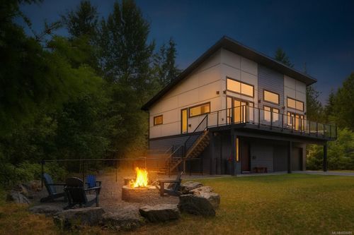 9846 Stin-Qua Rd, Honeymoon Bay, BC, V0R1Y0 | Card Image