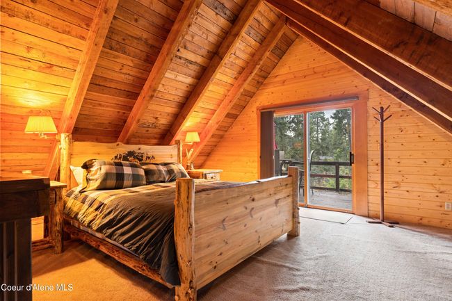 Upstairs bedroom | Image 15