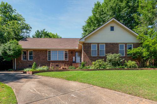 204 Brookwood Drive, Chattanooga, TN, 37411 | Card Image