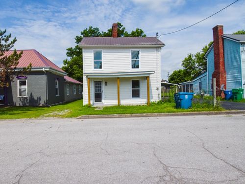 218 Fort St, Harrodsburg, KY, 40330-1516 | Card Image