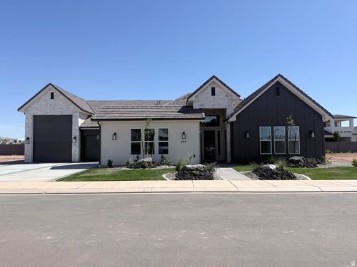 53-445 W Rosina Cir, Washington, UT, 84780-3871 | Card Image