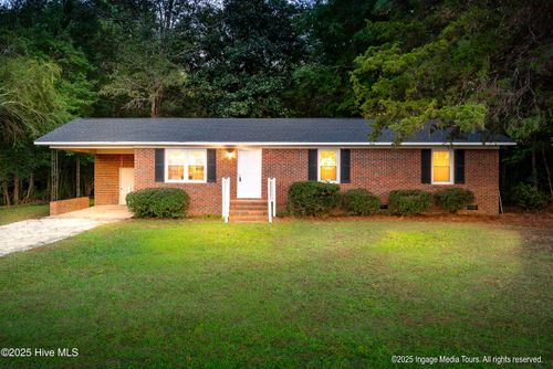 305 British Rd, Kinston, NC, 28501-9554 | Card Image
