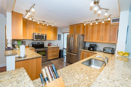 apt-274-6619 Burning Wood Dr, Boca Raton, FL, 33433-5139 | Card Image