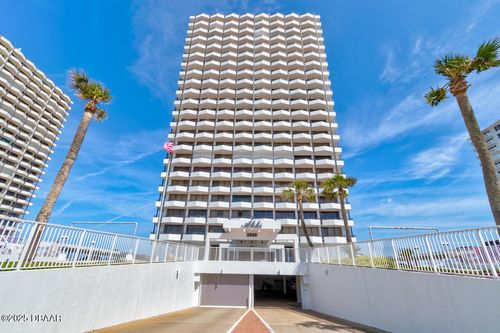 303-2828 N Atlantic Ave, DAYTONA BEACH, FL, 32118-3059 | Card Image