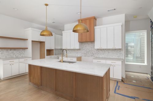 a2-4303 Cedar Springs Rd, Dallas, TX, 75219-2607 | Card Image