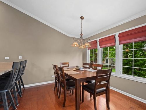 1288 Westlake Dr, Cary, IL, 60013-1620 | Card Image