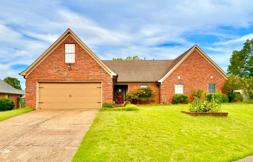 5014 Hare Crossing Cv, Bartlett, TN, 38002-8047 | Card Image
