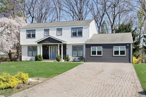 10 Millbury St, Suffern, NY, 10901-7224 | Card Image