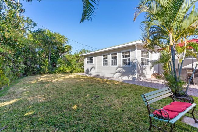 300 187 Th St, House other with 3 bedrooms, 2 bathrooms and null parking in Sunny Isles Beach FL | Image 32