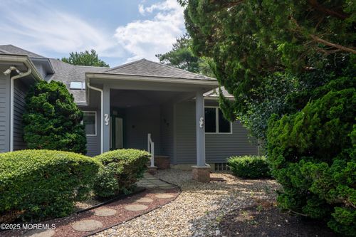 208 Giese Ln, Point Pleasant Boro, NJ, 08742-2009 | Card Image
