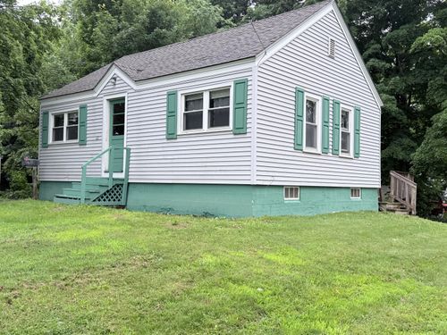 61 Park St, Houlton, ME, 04730-2422 | Card Image