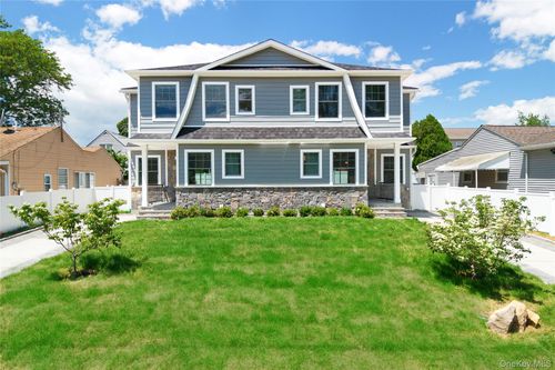 b-37 Corchaug Ave, Port Washington, NY, 11050-2019 | Card Image