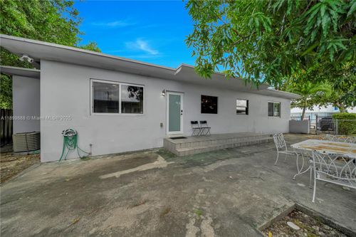 3181 Nw 5th Ave, Miami, FL, 33127-3728 | Card Image