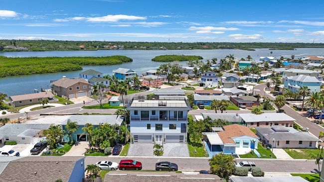 Aerial View / Facing East | Image 7